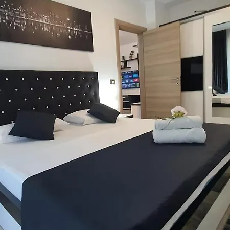 Bell Marina & Spa Cu Piscina Interioara Incalzita Sauna Jacuzzi Gym *