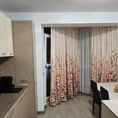 Bell Marina & Cu Piscina Interioara Incalzita Sauna Jacuzzi Gym Apartment Navodari