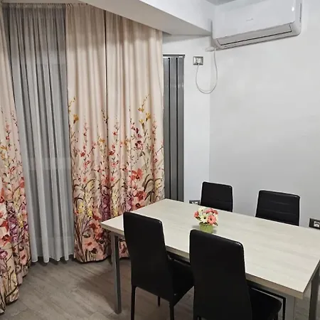 Bell Marina & Cu Piscina Interioara Incalzita Sauna Jacuzzi Gym Apartment *