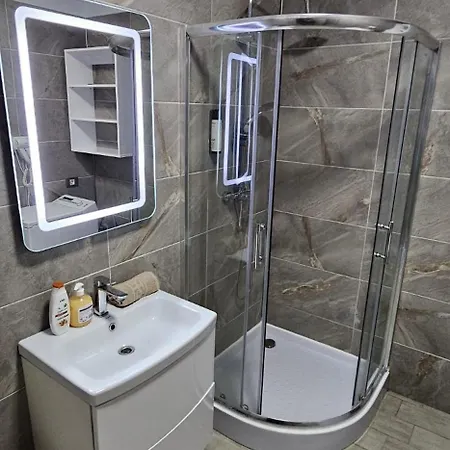 Bell Marina & Cu Piscina Interioara Incalzita Sauna Jacuzzi Gym * Navodari