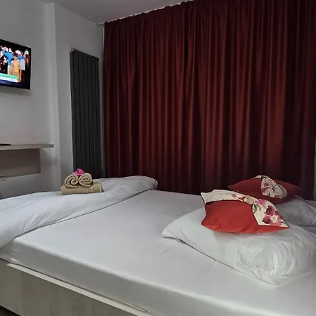 Bell Marina & Cu Piscina Interioara Incalzita Sauna Jacuzzi Gym Apartment