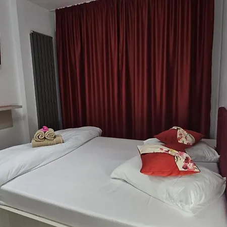 Bell Marina & Cu Piscina Interioara Incalzita Sauna Jacuzzi Gym * Navodari